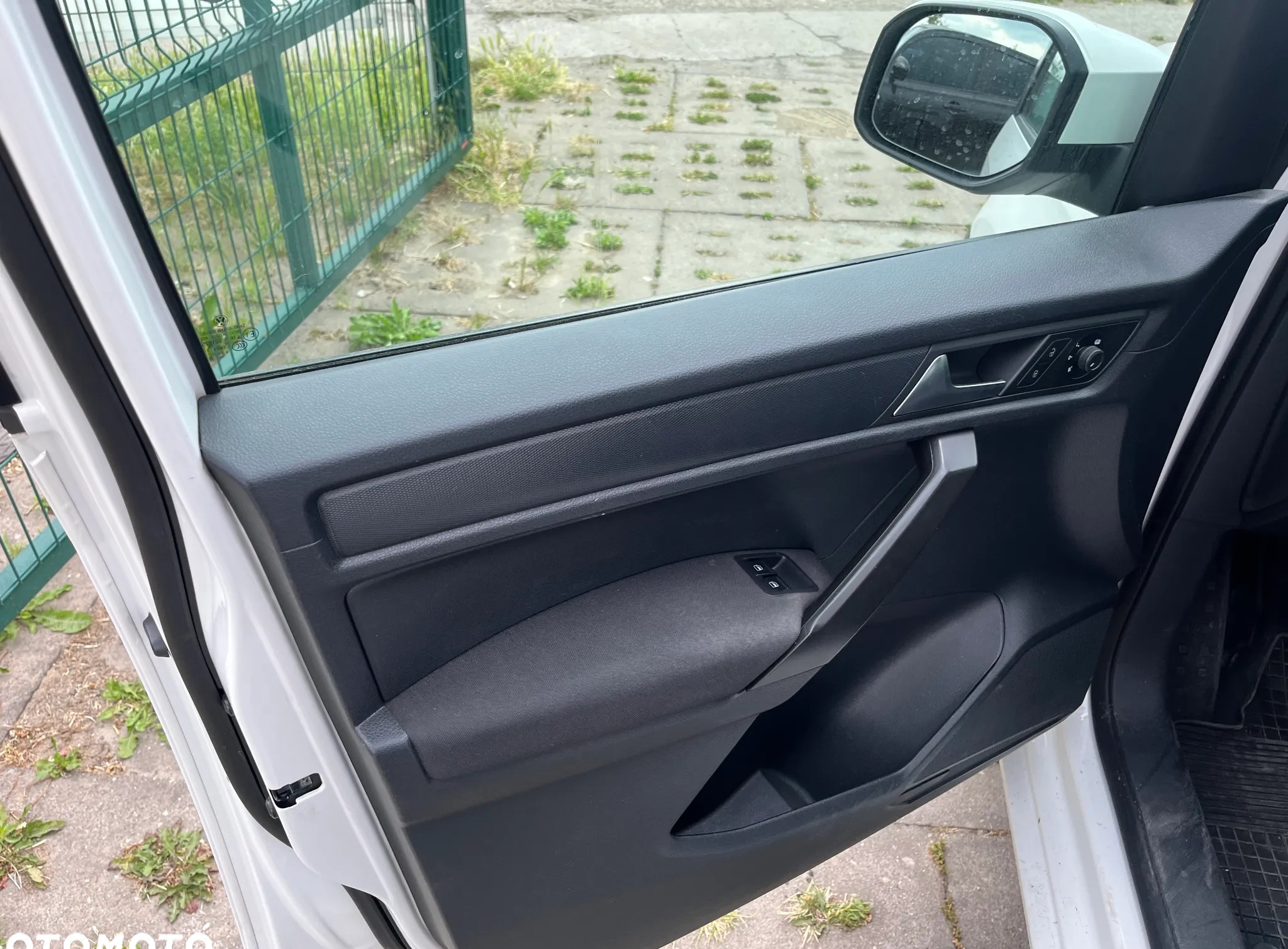 Volkswagen Caddy cena 59890 przebieg: 142000, rok produkcji 2019 z Choszczno małe 232
